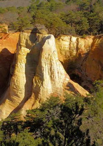 Bienvenue au Colorado Provençal de Rustrel