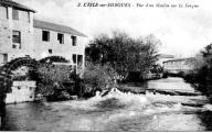 Vue d'un moulin sur la Sorgue à L'Isle-sur-la-Sorgue