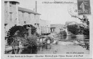 Les bords de la Sorgue, quartier Malakoff près l'usine Gassier et le pont à Isle sur la Sorgue