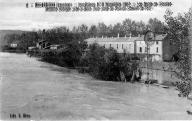 Les bords de l'Ouvèze à Bédarrides.