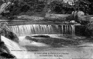 Fontaine-de-Vaucluse, la grande chute, basses eaux.