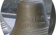 Cloche avec inscription Gautier Avignon