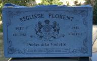 Boîte de la réglisserie Florent à Avignon.